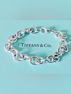 Tiffany & Co Sterling Silver Oval Link Charm Bracelet  Chunky Chain 7.5”